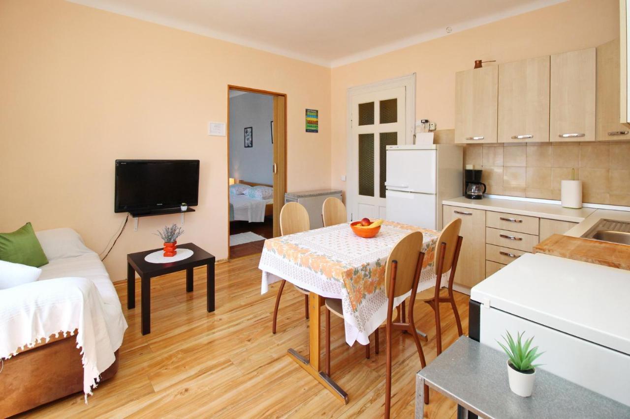Apartment Kalcic Baška Esterno foto